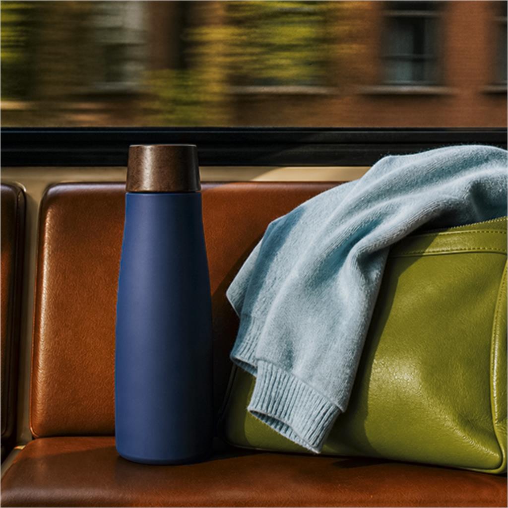 Serendipio Snowdonia Stainless Steel Vacuum Water Bottle - 600ml - Image 2